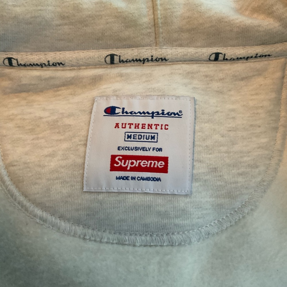SUPREME X CHAMPION Arc Logo Zip Up (ASH GREY) - Picture 5 of 6